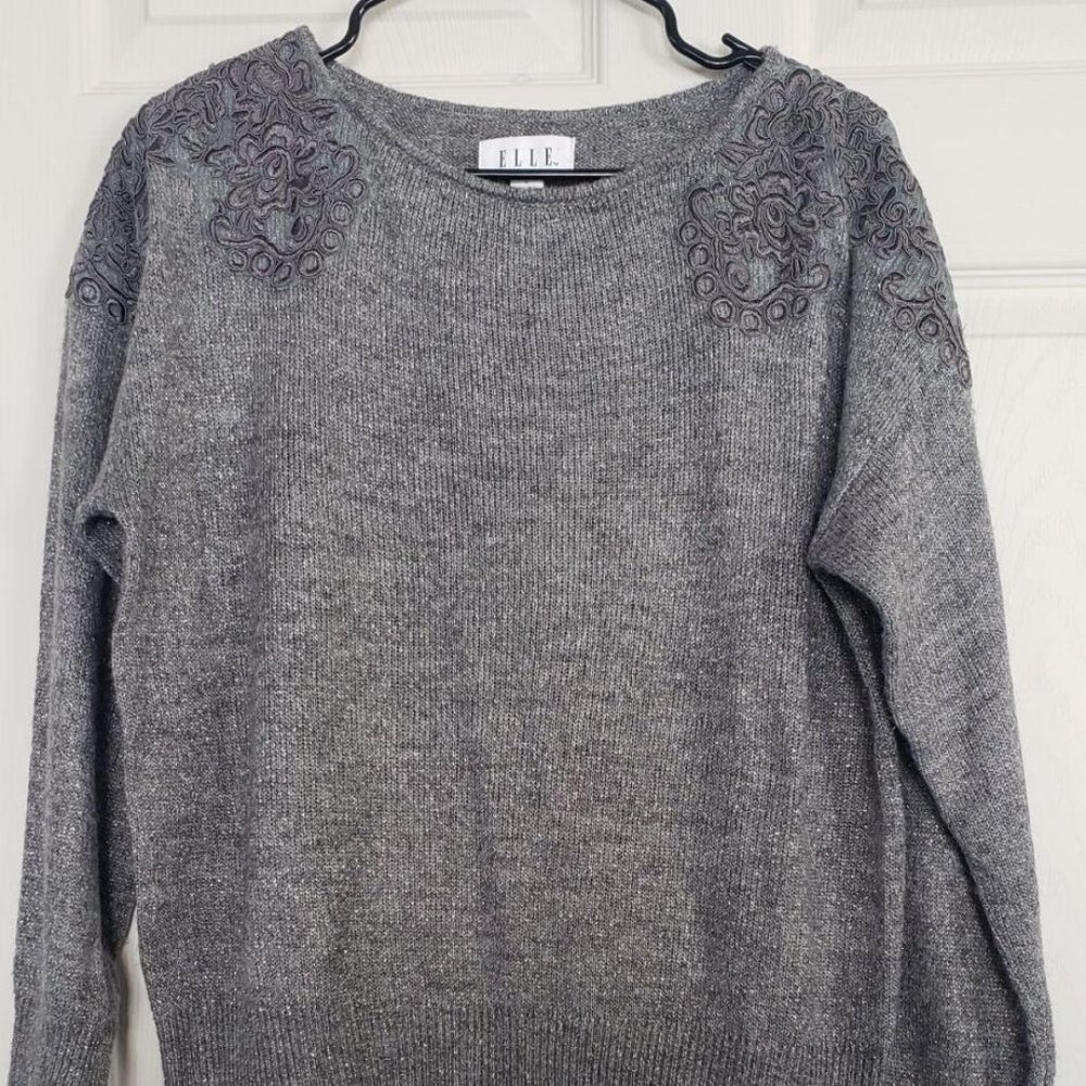 ELLE Sweater Women's size L Long Sleeve Round Neck Glitter Gray Casual